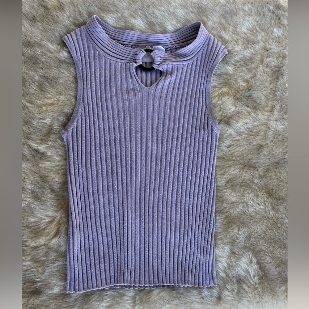 Lilac Bead Detail V-neck Sweater Tank Top